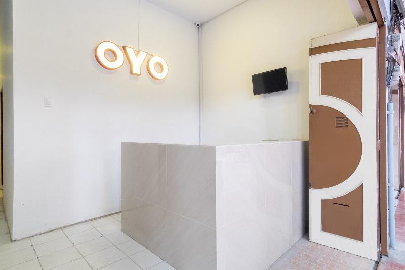 Oyo 835 Metropolitan Home Stay Medan Exterior foto